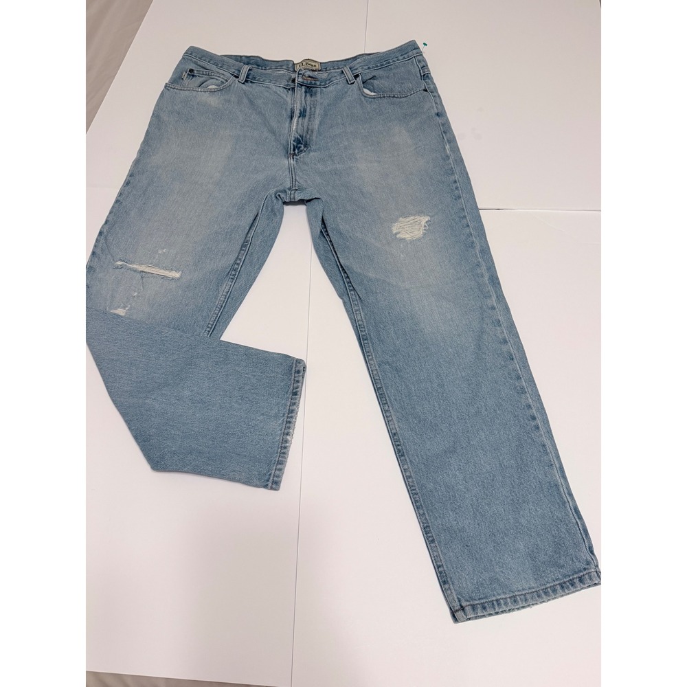 LL Bean Classic Fit Light Wash Distressed Straight Leg Jeans 40x30 220626